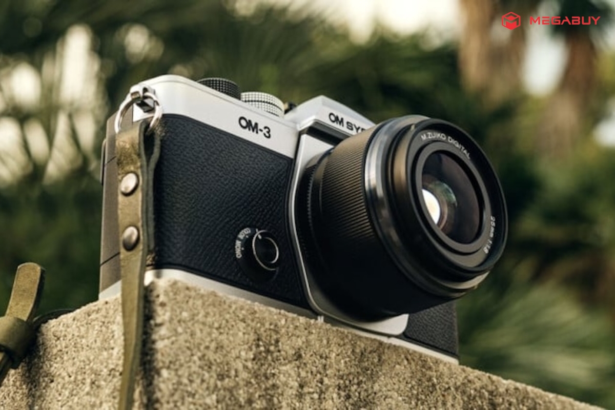 may-anh-om-3.jpg