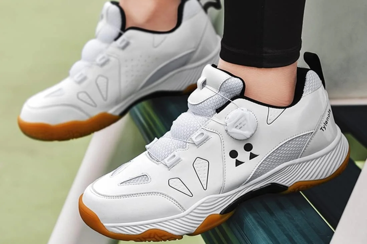 yonex-pickleball-shoes.jpg